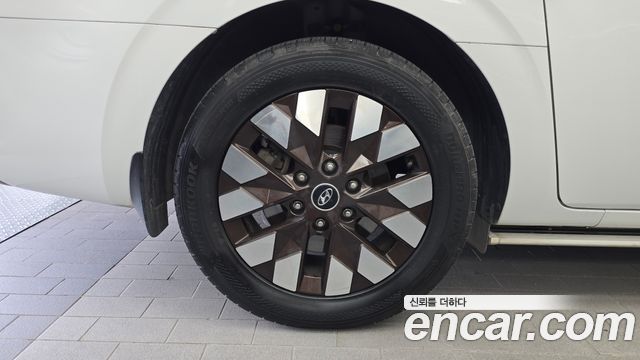 Hyundai Staria из Кореи Encar