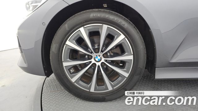 BMW 3-Series из Кореи Encar
