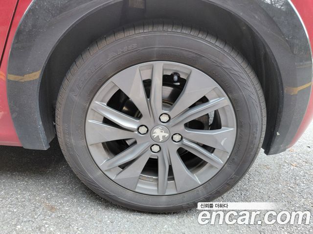Peugeot 208 из Кореи Encar