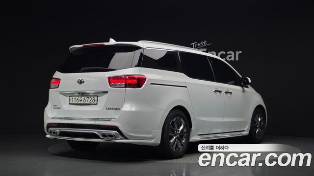 Kia Carnival из Кореи Encar