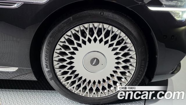 Genesis G90 из Кореи Encar