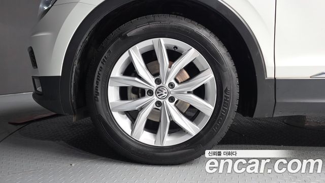 Volkswagen Tiguan из Кореи Encar