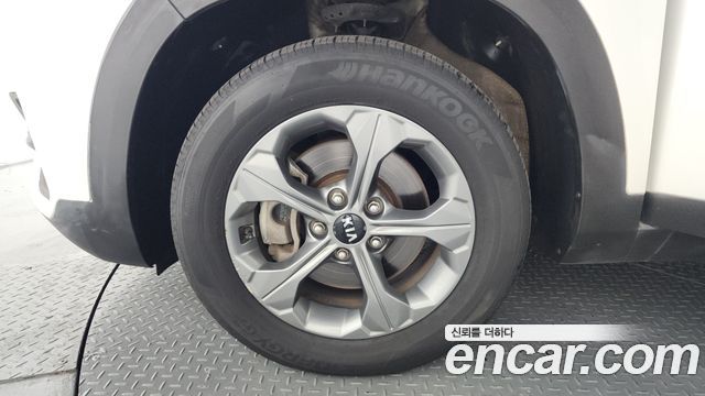 Kia Seltos из Кореи Encar