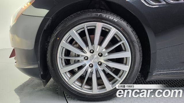 Maserati Quattroporte из Кореи Encar