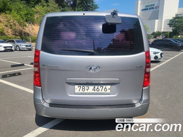 Hyundai Starex 11-Seater Wagon Smart — пробег 124 984 км — фото 5 из 5