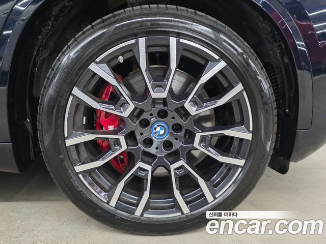 BMW X5 xDrive 50e M Sport — пробег 28 425 км — фото 5 из 5