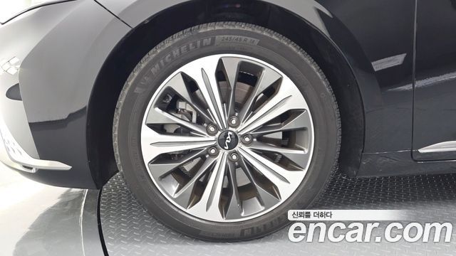 Kia K8 из Кореи Encar