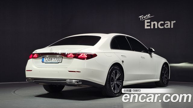 Mercedes-Benz E-Class из Кореи Encar