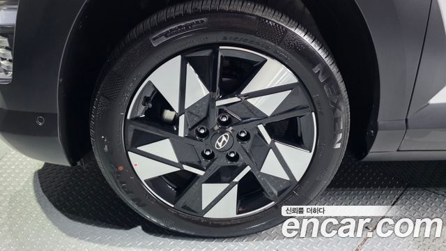Hyundai Kona из Кореи Encar
