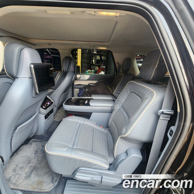 Lincoln Navigator 3.5L Black Label — пробег 87000 км