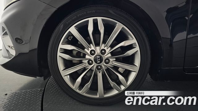 Kia K7 из Кореи Encar