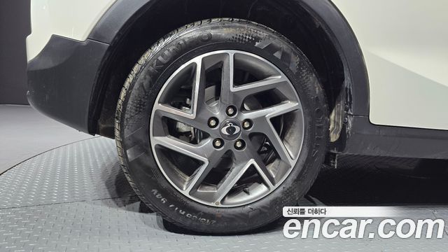 Ssangyong TIBOLI из Кореи Encar