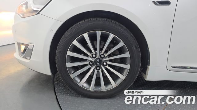 Kia K7 из Кореи Encar
