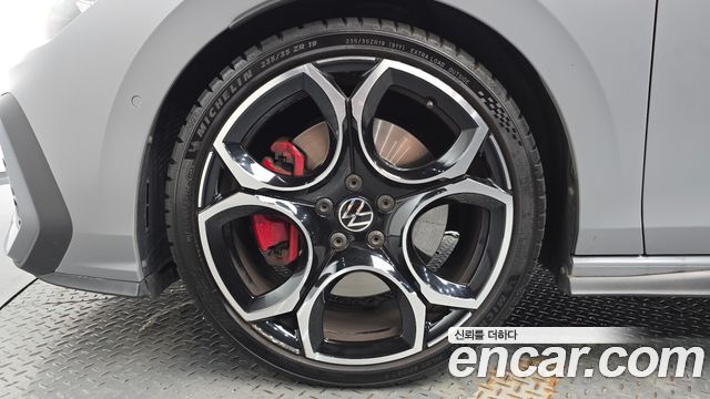 Volkswagen Golf из Кореи Encar