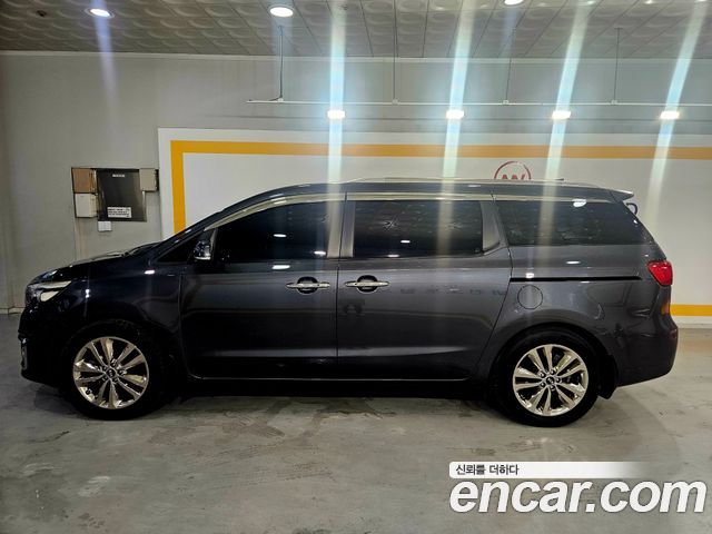 Kia Carnival из Кореи Encar