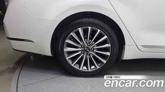 Kia K7 из Кореи Encar