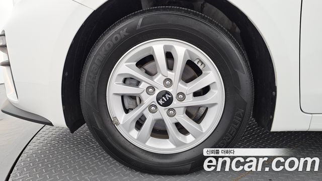 Kia K3 из Кореи Encar