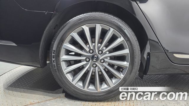 Kia K7 из Кореи Encar