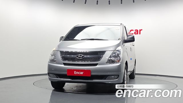 Hyundai Starex 12-Seater Wagon CVX Luxury — пробег 262 130 км — фото 3 из 5
