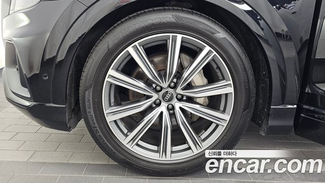 Audi Q8 из Кореи Encar