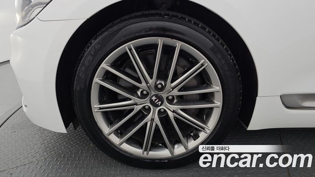 Kia K9 из Кореи Encar