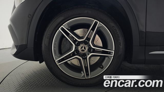 Mercedes-Benz GLA-Class GLA250 4MATIC — пробег 61638 км