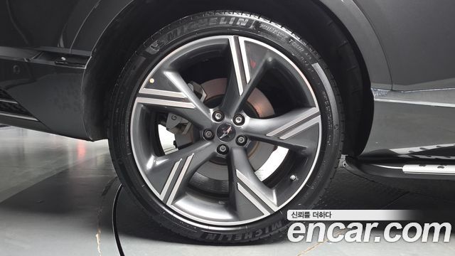 Genesis GV80 из Кореи Encar