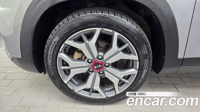 Kia Seltos из Кореи Encar