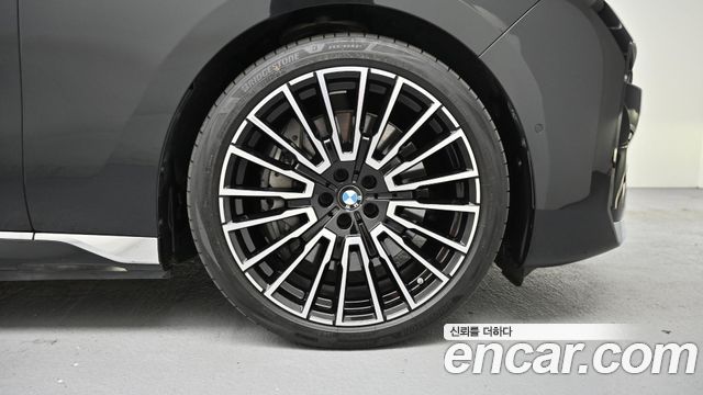BMW 7-Series 750e xDrive Design Pure Excellence — пробег 10 322 км — фото 5 из 5