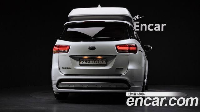 Kia Carnival из Кореи Encar