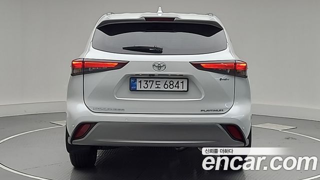 Toyota Highlander 2.5 4WD Platimum — пробег 2 333 км — фото 4 из 5