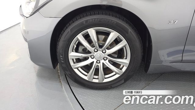 Infiniti Q70 из Кореи Encar