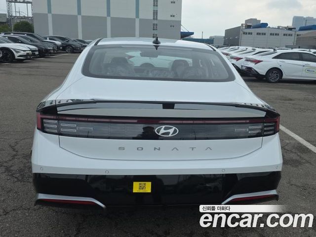 Hyundai Sonata 1.6 Turbo S — пробег 4 км