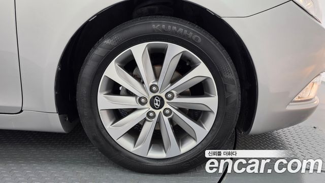 Hyundai Sonata CVVL Smart — пробег 173763 км