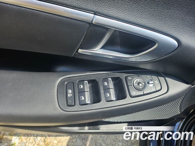 Hyundai Sonata 2.0 Premium — пробег 157183 км