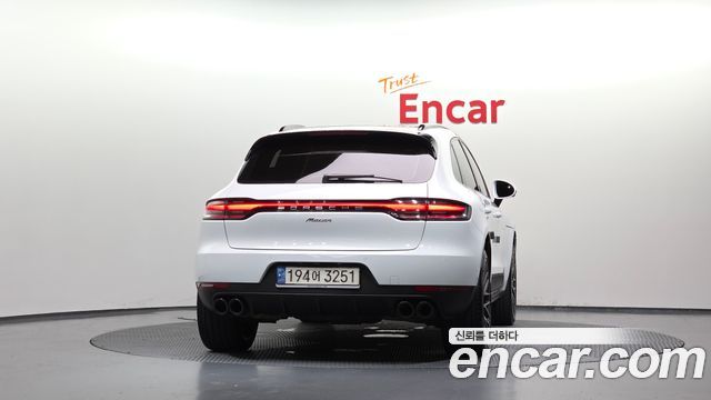 Porsche Macan из Кореи Encar