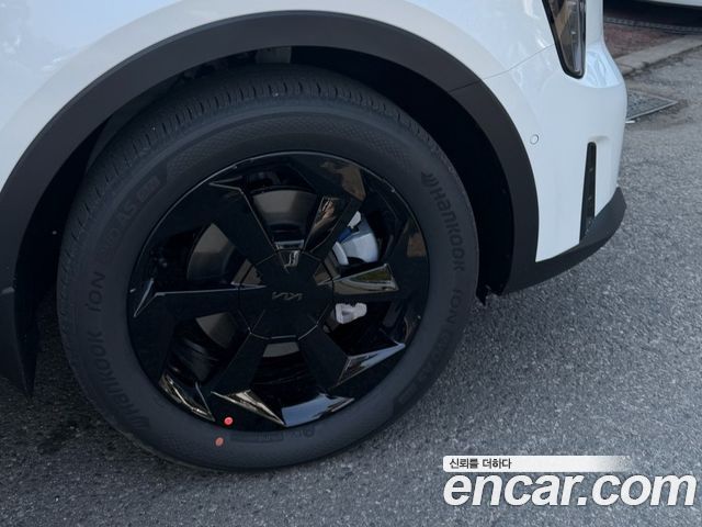 Kia Sorento HEV 1.6 2WD Signature X Line — пробег 5251 км