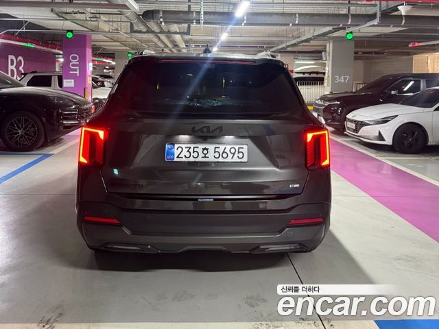 Kia Sorento HEV 1.6 2WD Signature X Line — пробег 7839 км