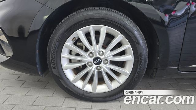 Kia K7 из Кореи Encar