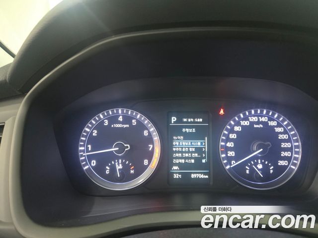 Hyundai Sonata 2.0 Modern — пробег 89687 км