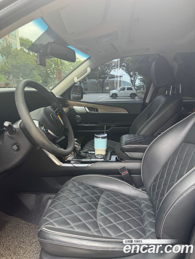 Kia Mohave Diesel 3.0 4WD 7-Seater Masters Gravity — пробег 45000 км