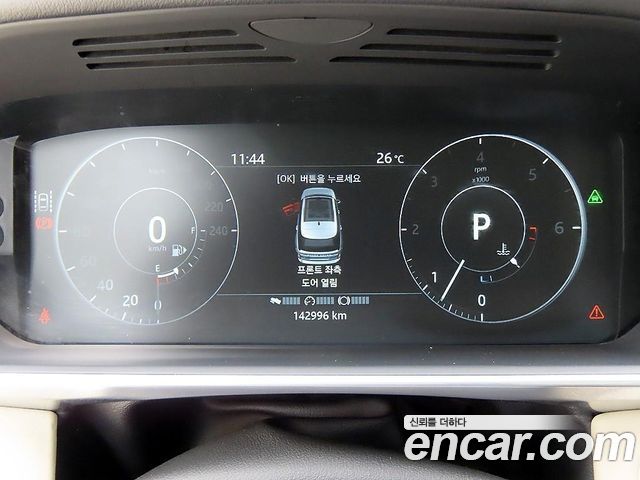 Land Rover Range Rover 4.4 SDV8 Vogue SE DIESEL — пробег 142888 км