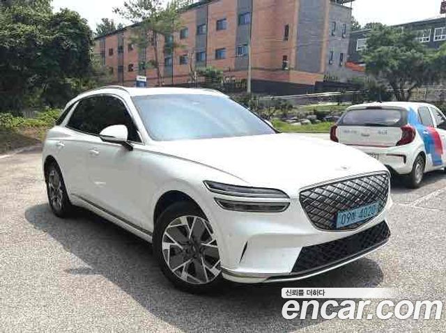 Genesis GV70 e-AWD — пробег 82843 км