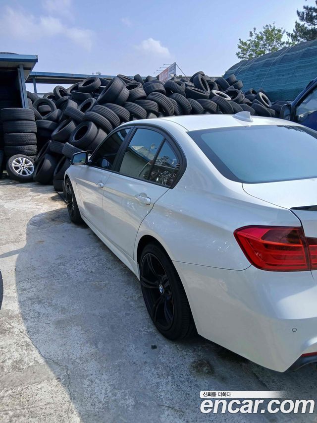 BMW 3-Series 320i — пробег 165000 км