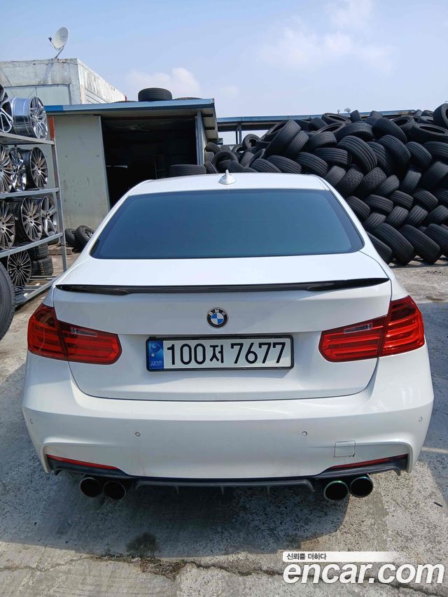 BMW 3-Series 320i — пробег 165000 км