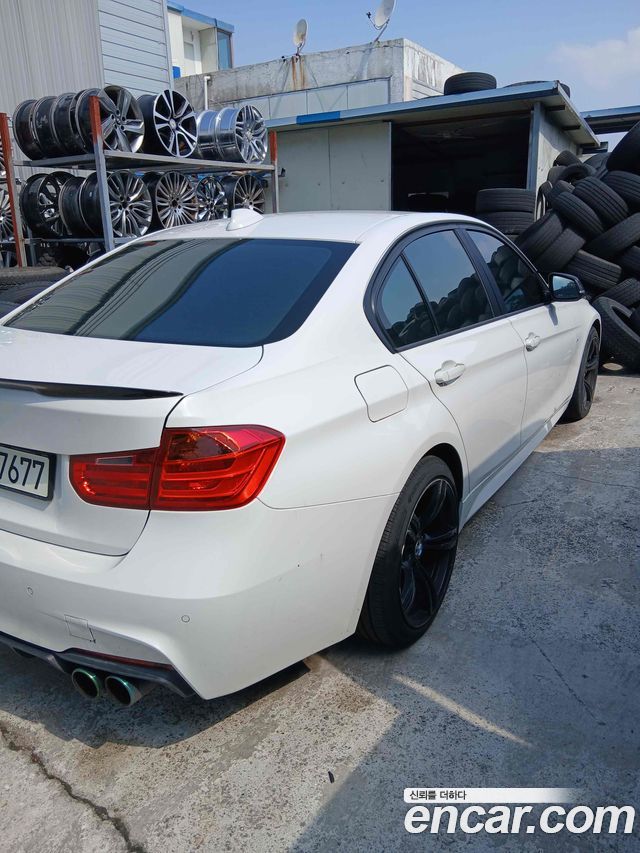 BMW 3-Series 320i — пробег 165000 км