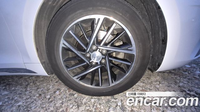 Hyundai Grandeur 2.5 Premium — пробег 97000 км