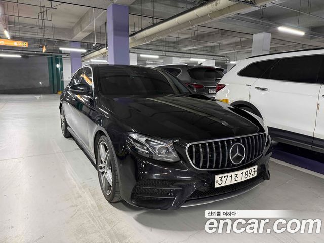 Mercedes-Benz E-Class E300 4MATIC AMG Line — пробег 58 000 км — фото 1 из 5