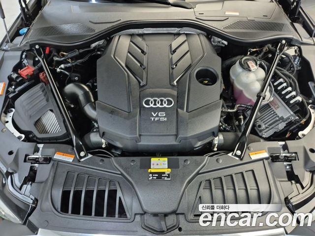 Audi A8 55 TFSI Quattro LWB — пробег 45 287 км