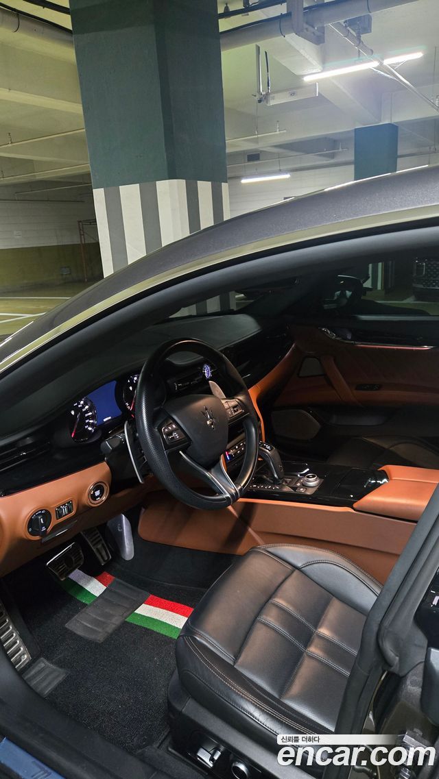 Maserati Quattroporte Q4 Modena 2022 — пробег 63 000 км